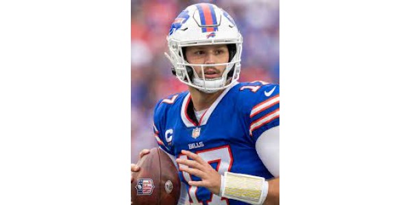 Josh Allen bat deux fois le quart partant de Mahomes